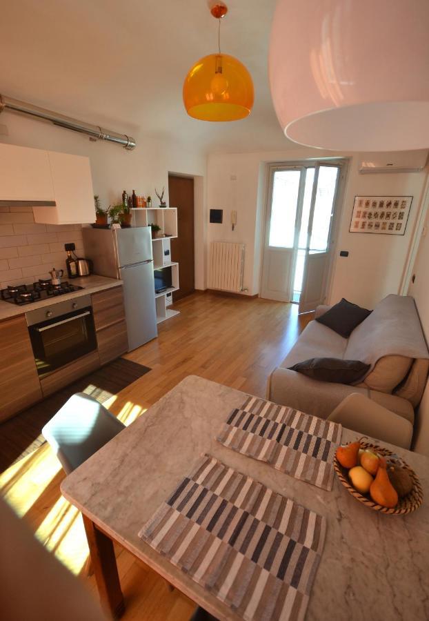 Casa Nel Borgo Vicinissima Al Centro Di Torino Turim Exterior foto