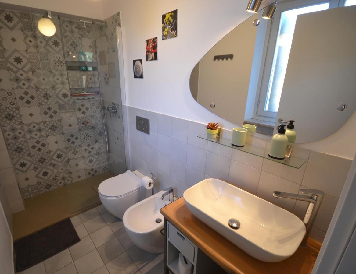 Casa Nel Borgo Vicinissima Al Centro Di Torino Turim Exterior foto